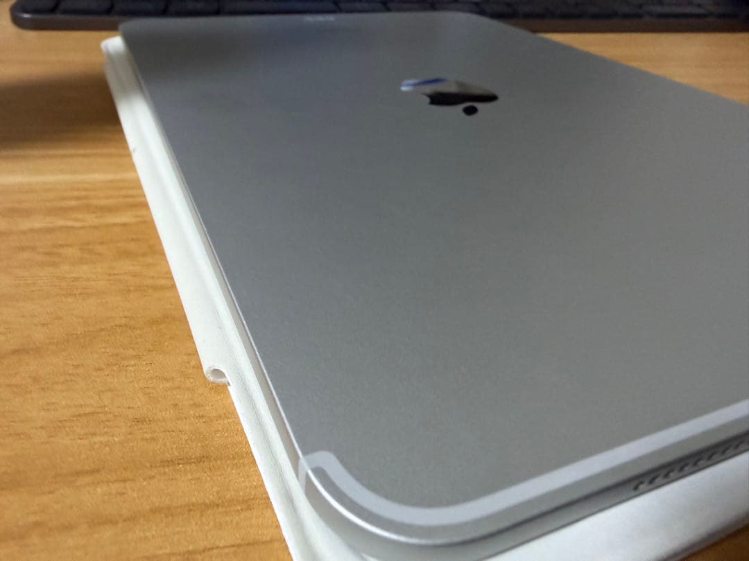 【美品】Apple iPad Pro M4シルバー256GB wifi