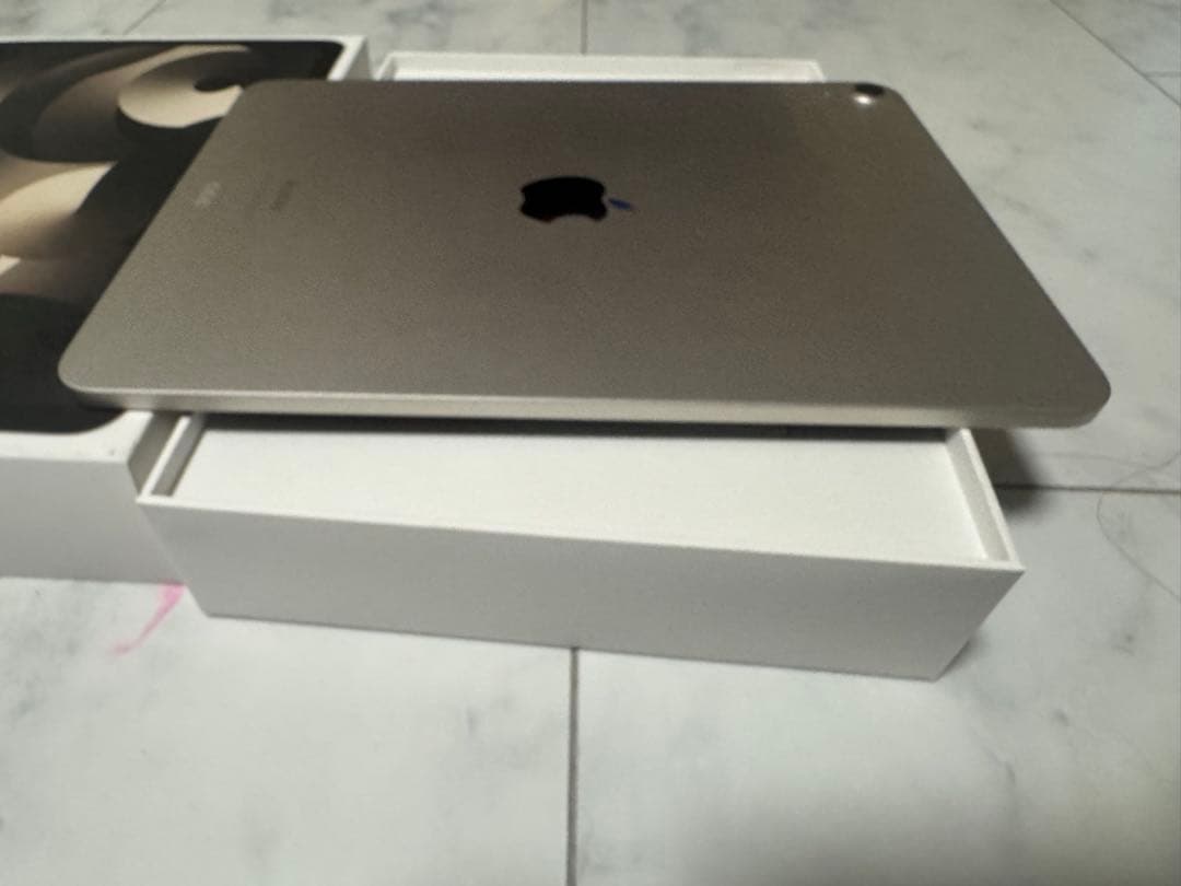 Apple iPad Air 第5世代　バッテリー最大容量100%