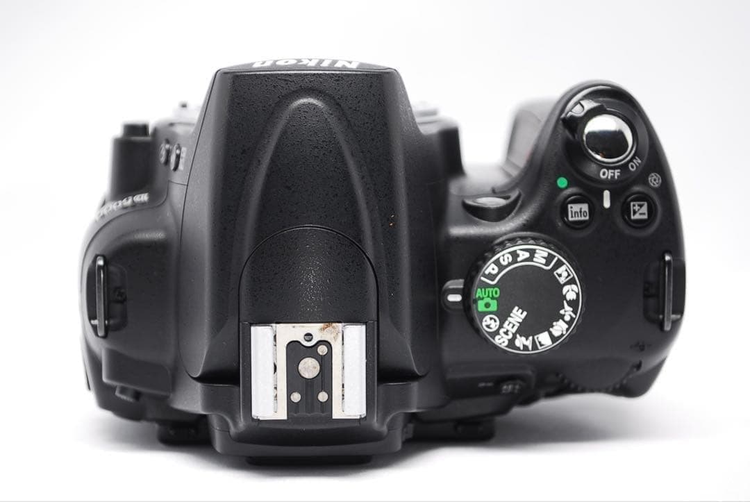 スマホ超えの描写力✨感動の一枚を✨Nikon D5000✨一眼レフカメラ✨