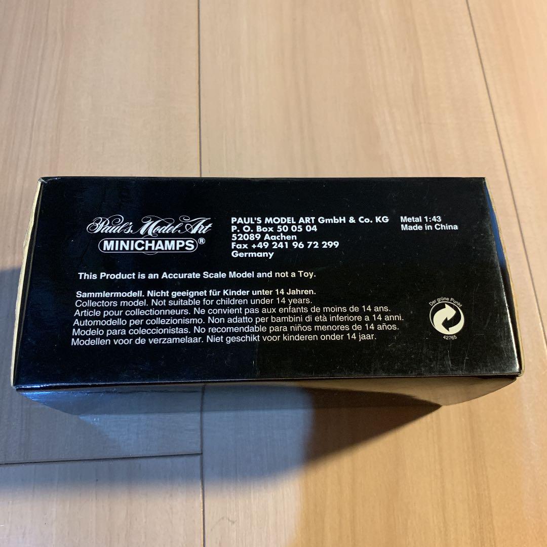 TOYOTA AYGO MINICHAMPS（トヨタ　アイゴ）ミニカー 1/43