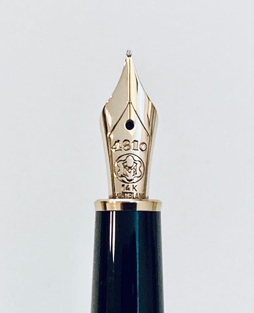 【定価106,700円】モンブラン万年筆 マイスターシュテュック ペン先14金