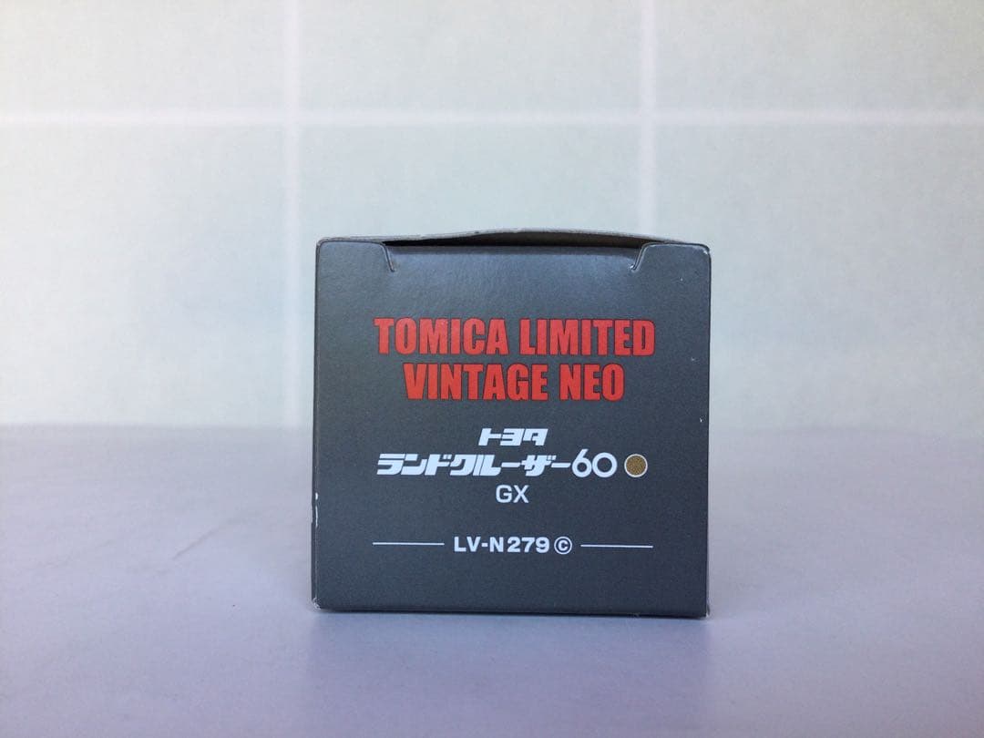 トミカリミテッドヴィンテージ LV-N279a,b,c,dランドクルーザー4台