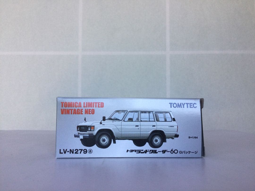 トミカリミテッドヴィンテージ LV-N279a,b,c,dランドクルーザー4台