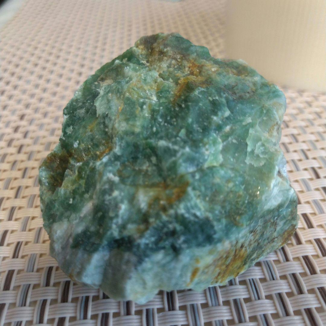 1*0様 糸魚川翡翠　土倉沢の翡翠