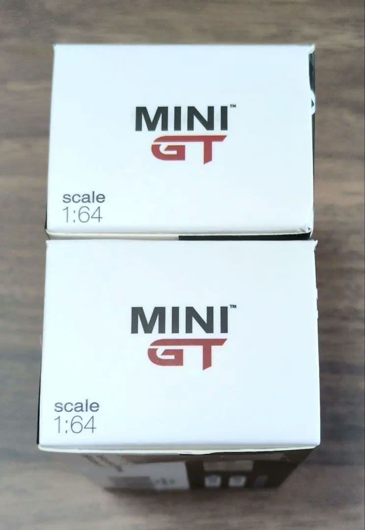 ミニカー MINI GT BMW M4 Yas Marina Blue llic