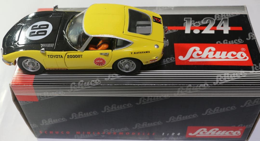 超貴重　シュコー製 トヨタ２０００ＧＴ１９６６スピードトライアルモデル　1/24