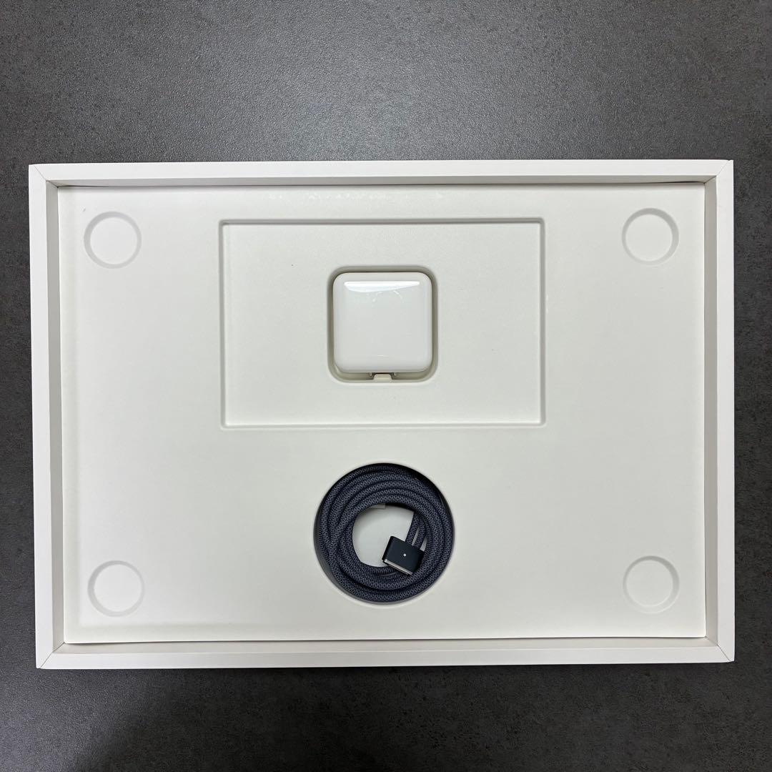 MacBook Air M2 ミッドナイト512GB メモリ8G