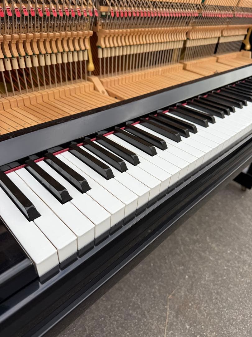 ヤマハ　U30 アップライトピアノ