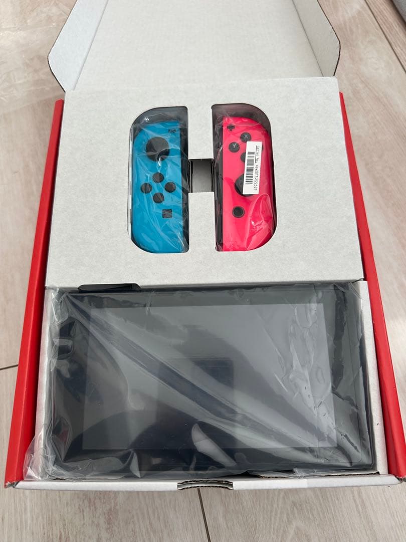 Nintendo Switch 本体 青/赤 Joy-Con付き 初期化済