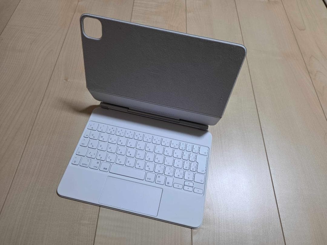 【美品】iPad 11インチ Magic Keyboard/日本語配列/ホワイト