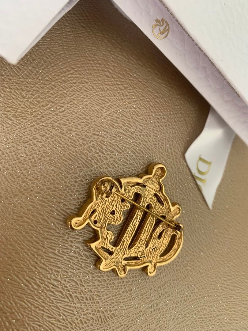 ディオール DIOR ブローチ 旧ロゴ ヴィンテージ クリスチャンディオール