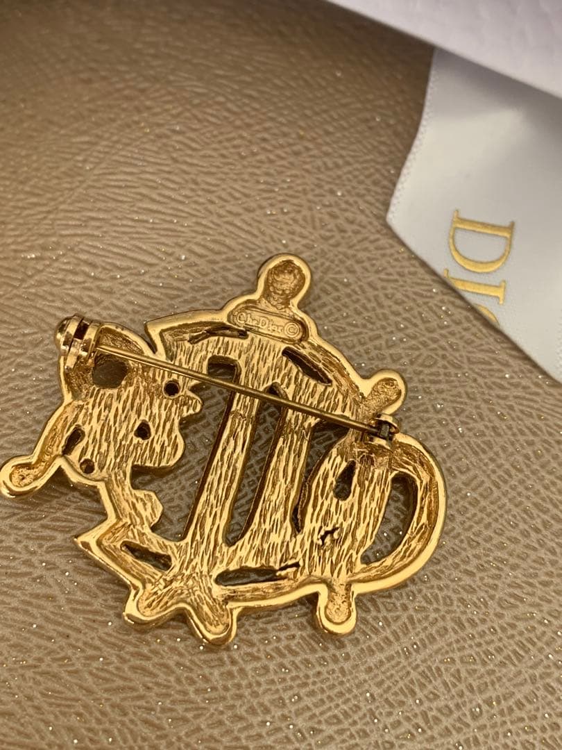 ディオール DIOR ブローチ 旧ロゴ ヴィンテージ クリスチャンディオール