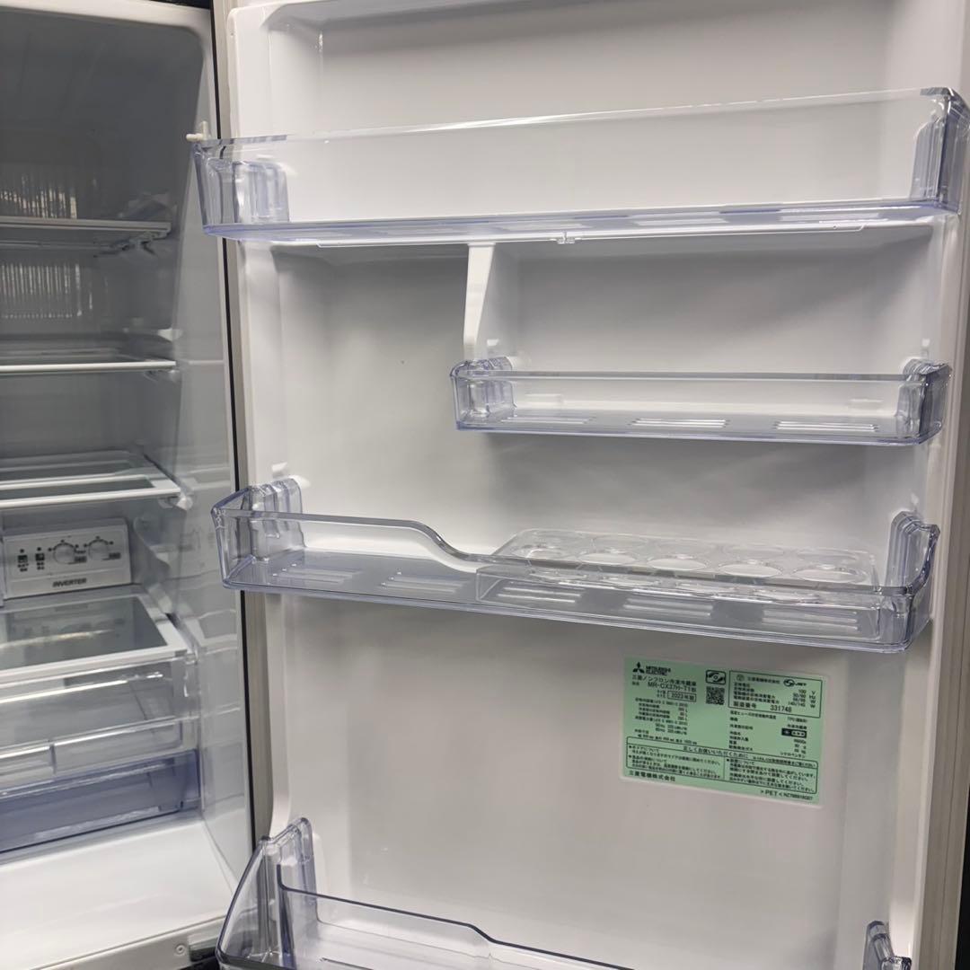 594 2023年製 三菱 大型冷蔵庫 300L強 自動製氷 小型 家庭用 右開