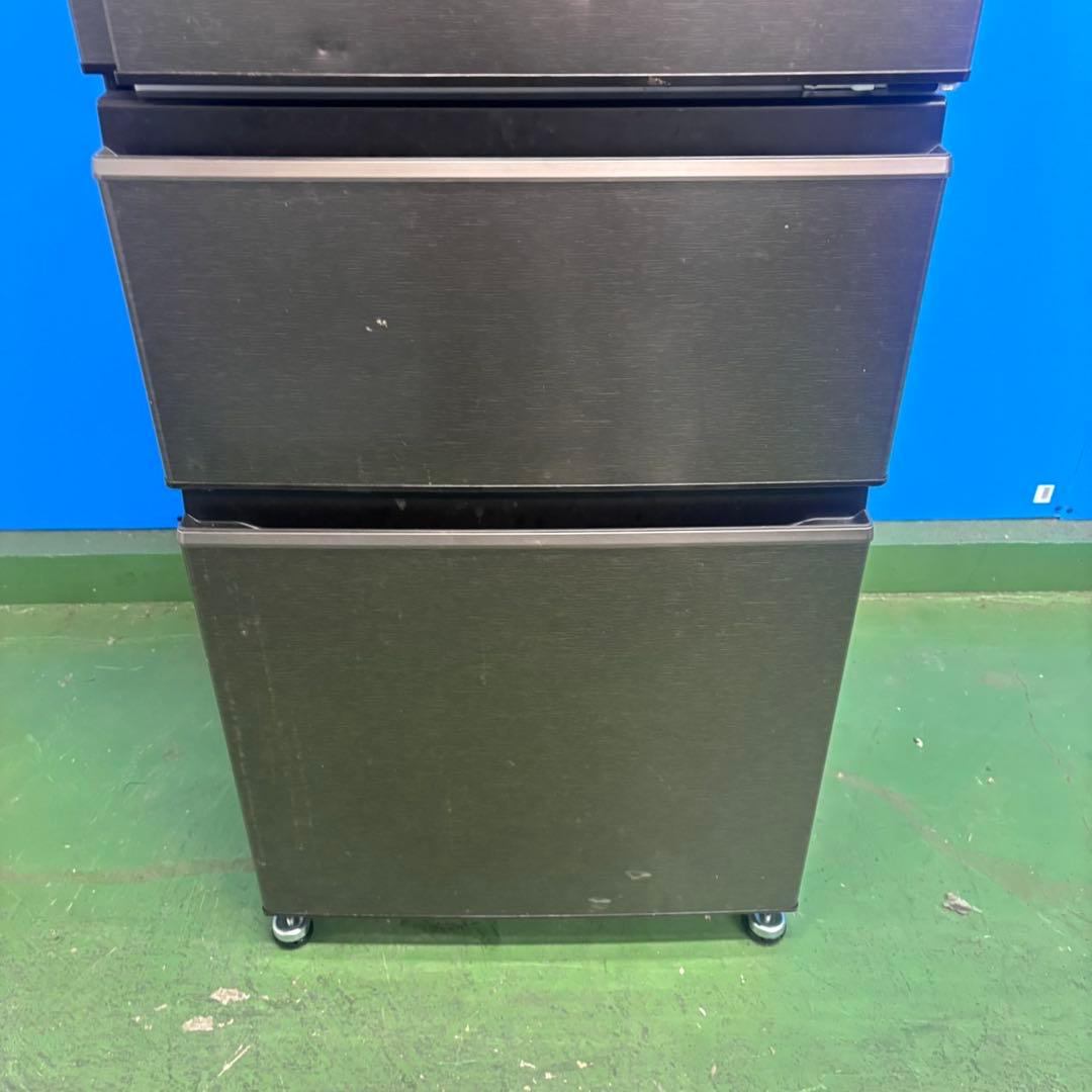 594 2023年製 三菱 大型冷蔵庫 300L強 自動製氷 小型 家庭用 右開