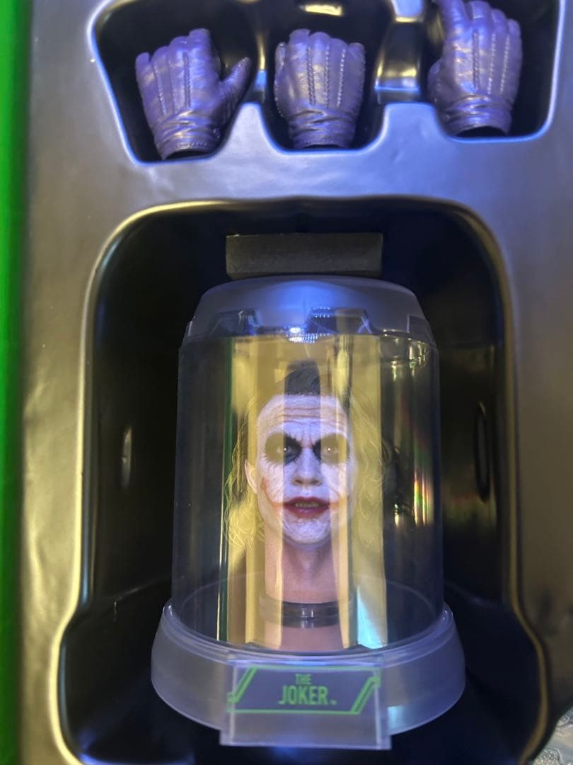 ホットトイズ　 DX33AE ジョーカー　植毛版