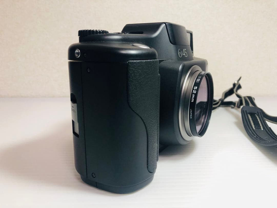 中古美品 FUJIFILM 中判カメラ GA645 Professional