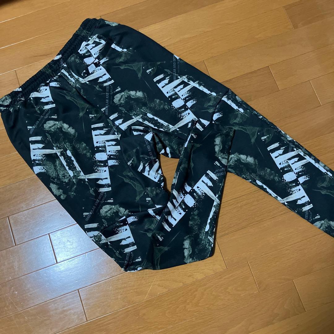 【GLIMCLAP】サルエルイージーパンツ/モノトーン総柄