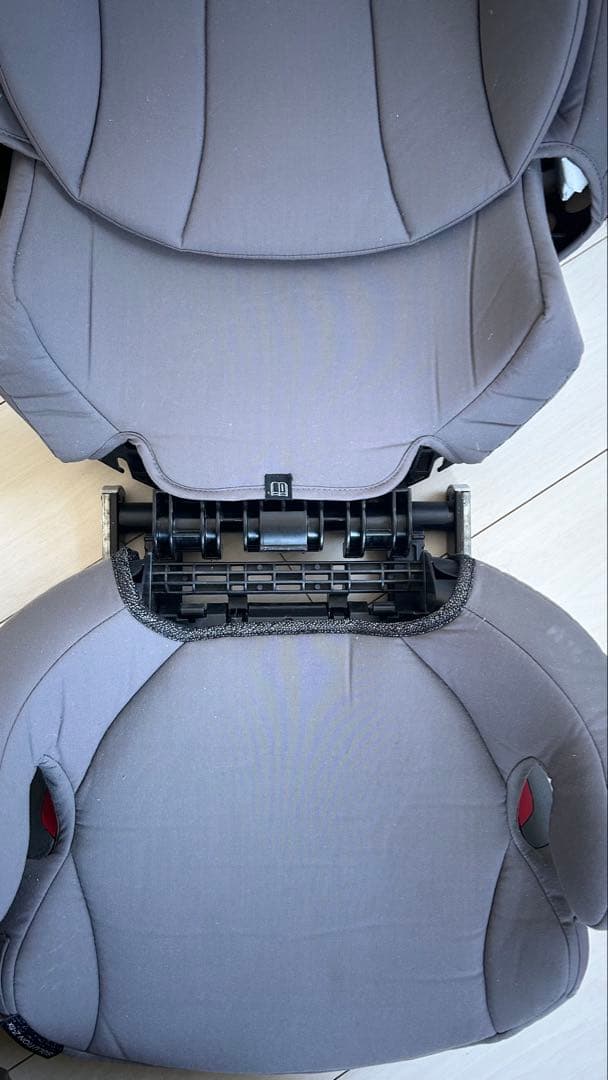 Cybex Solution Z i-FIX ジュニアシート　サイベックス