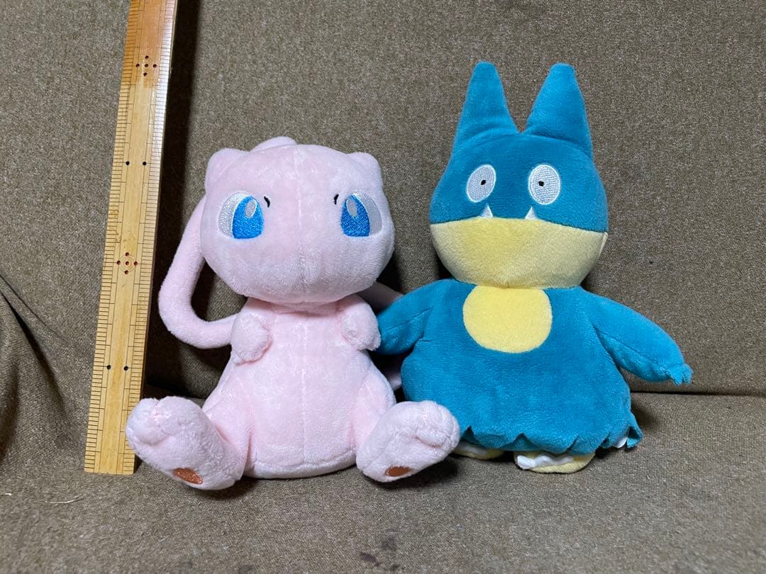 ポケモンセンター公式　三英貿易ぬいぐるみ　 まとめ売り　ピカチュウ トレーナー