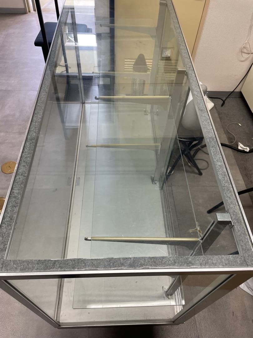 ガラス製2段式ショーケース　ショップ用ショーケース