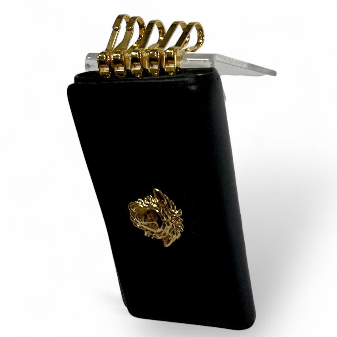 美品 ヴェルサーチ メデューサ 金具 ブラック キーケース　黒　鍵ケース