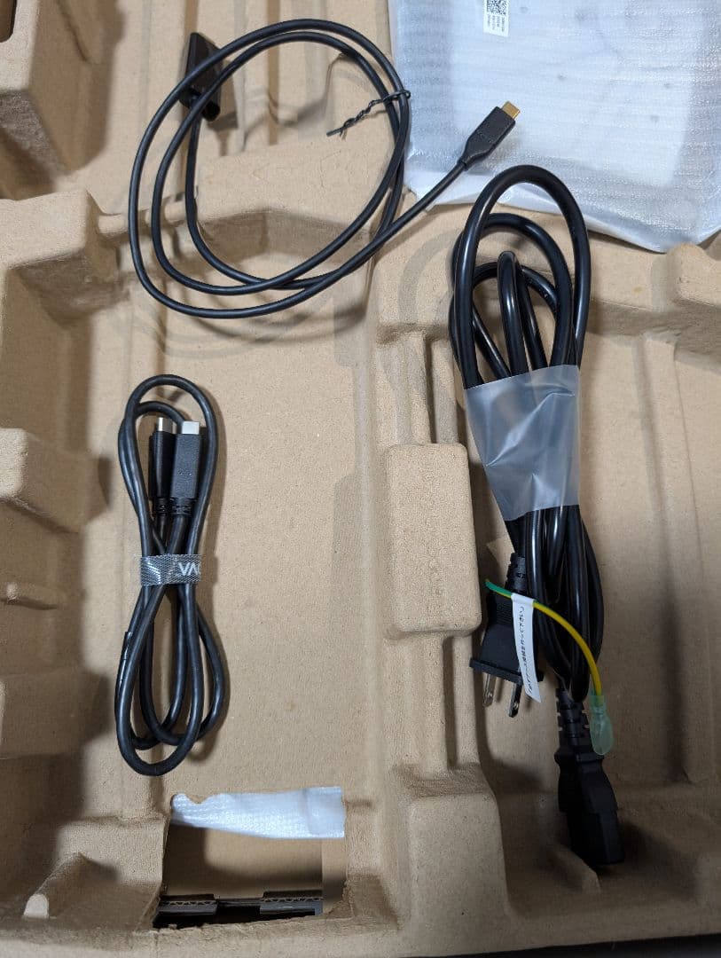 DELL 液晶ディスプレイモニター　27インチ　4k 2023年製