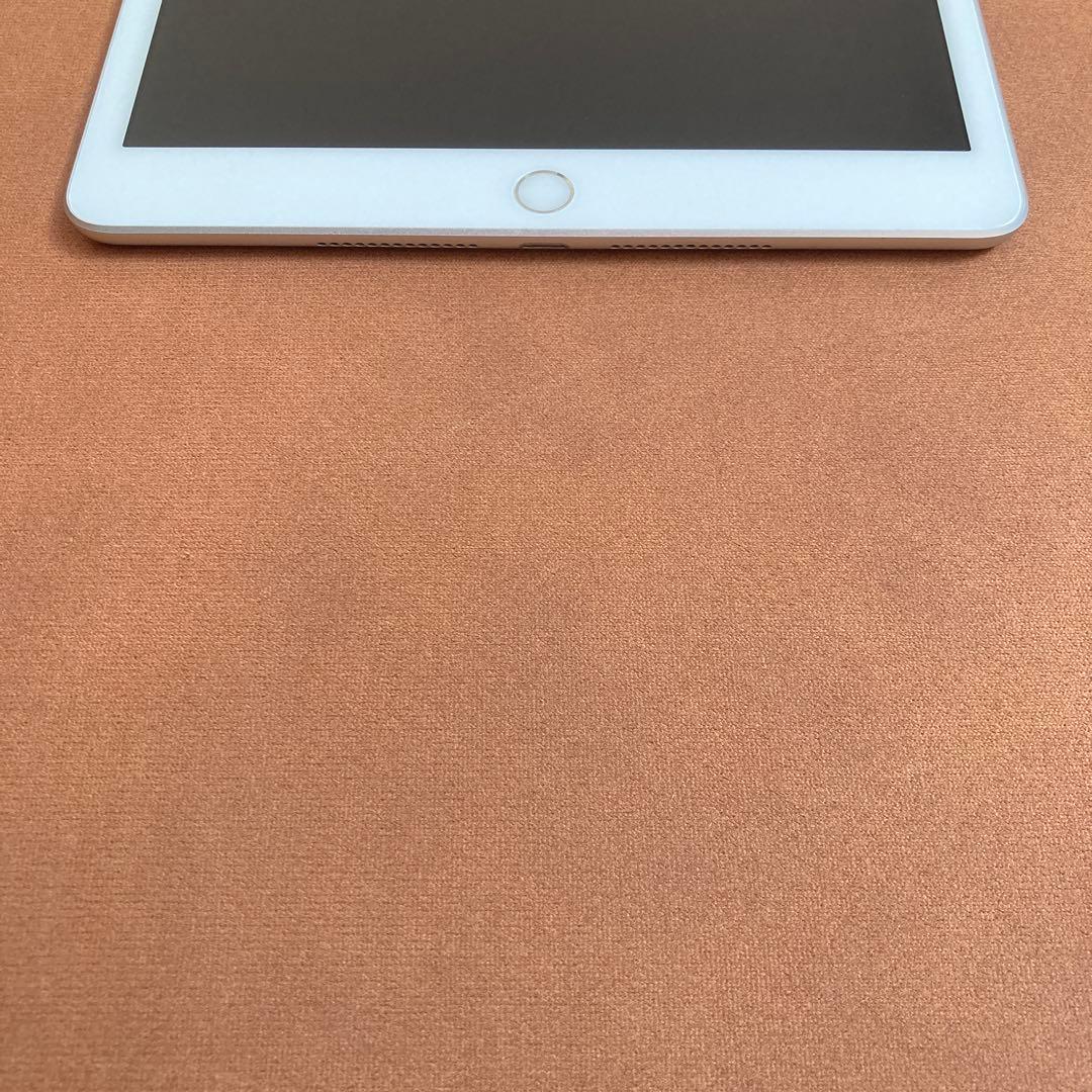 543【早い者勝ち】iPad8 第8世代 32GB SIMフリー☆