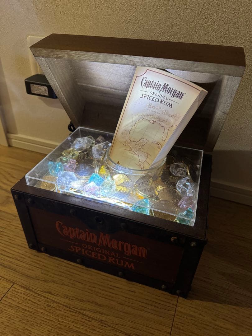 Captain Morgan スパイスラム 宝箱ボトルライト　照明