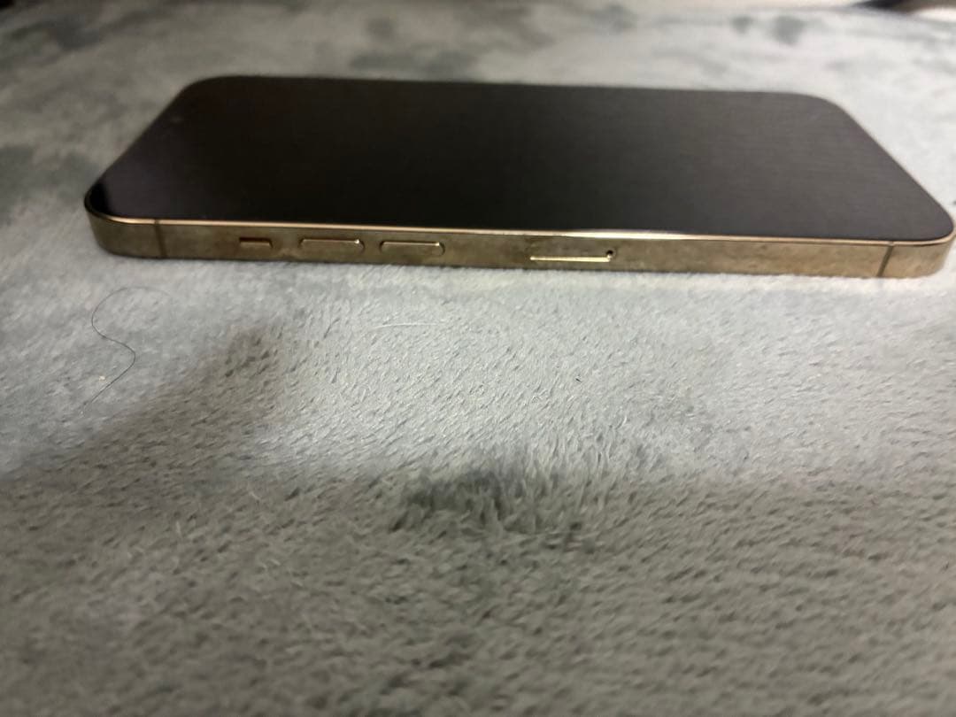 iPhone12promax ゴールド