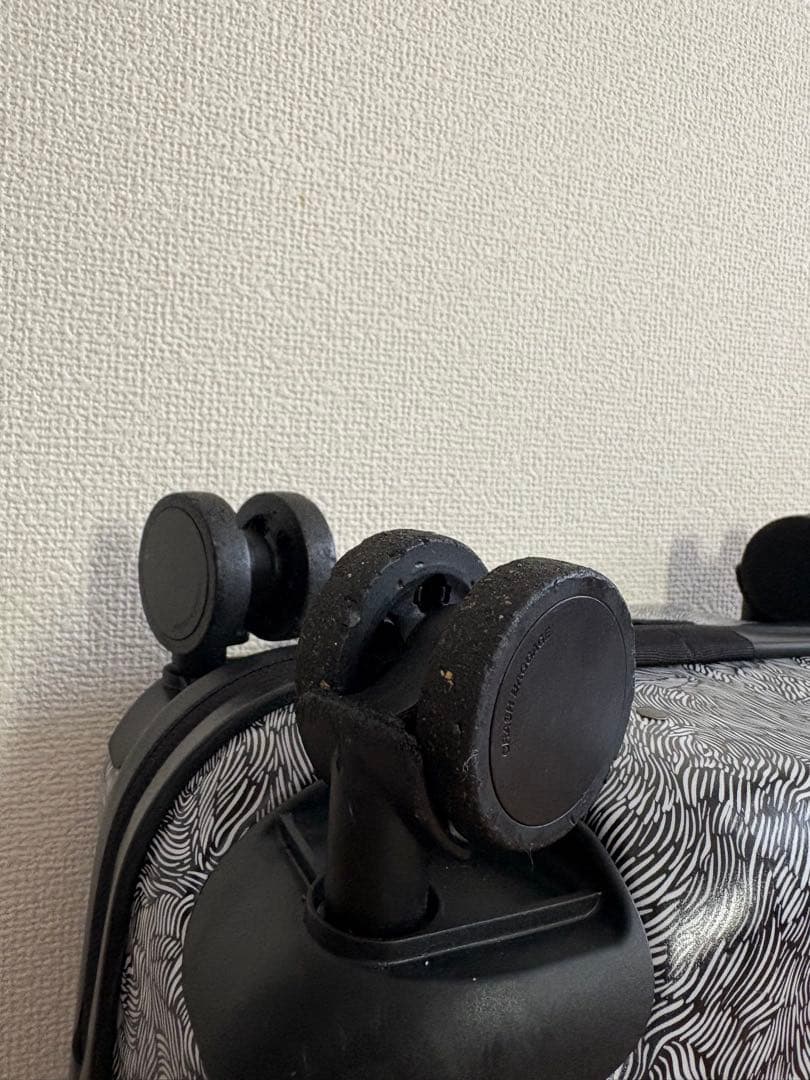 CRASH BAGGAGE クラッシュバゲージ　スーツケース Sサイズ