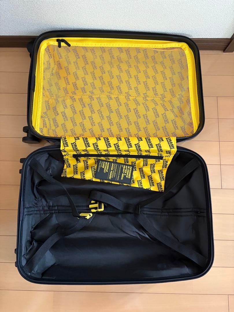 CRASH BAGGAGE クラッシュバゲージ　スーツケース Sサイズ