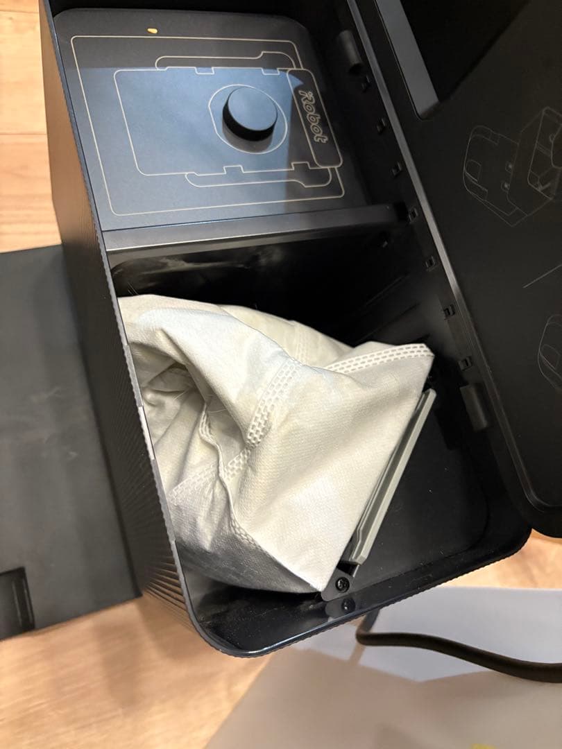 ルンバj7＋ロボット掃除機 本体 充電ドック付き