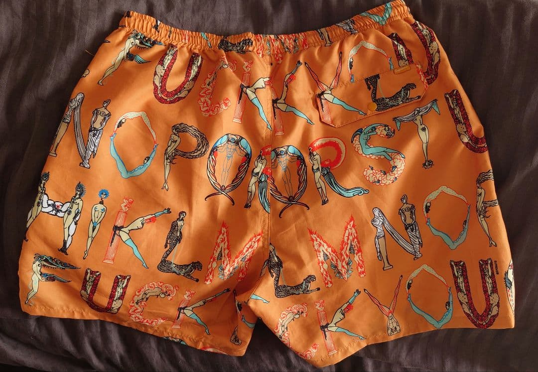 us supreme Alphabet water short　Sサイズ