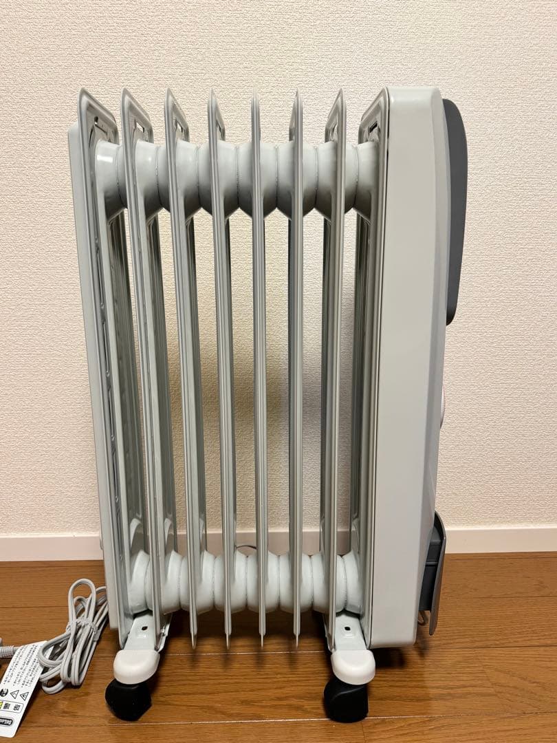 デロンギ　オイルヒーター　H770812EFSN-GY