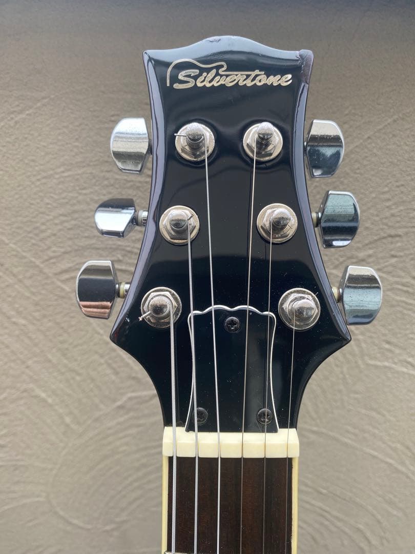 Silvertone(シルバートーン)