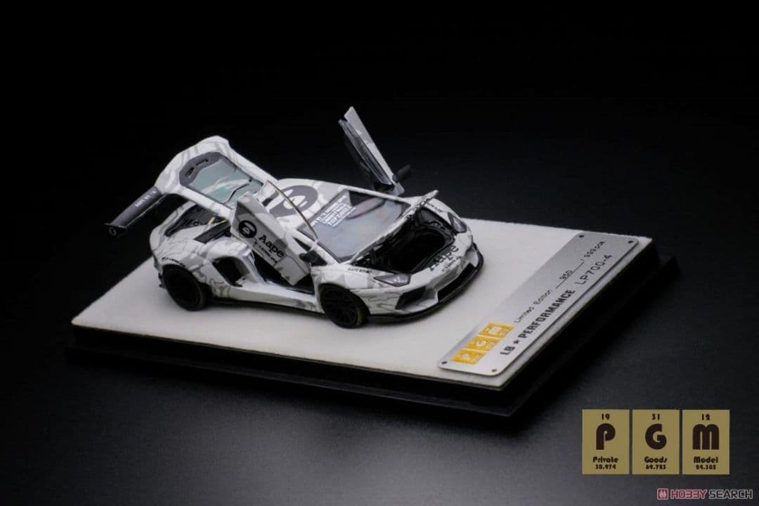 PGM 1/64 LP700 ランボルギーニ アバンタドール LAMBORGHI