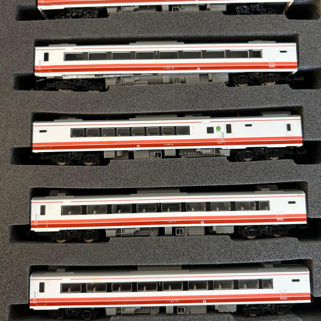JR北海道キハ183系特急　新塗装7両　tomix