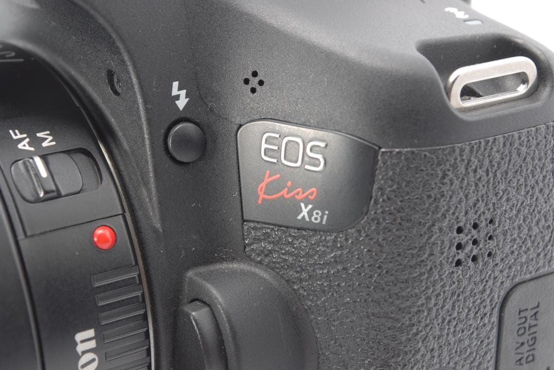 初売り✨Canon Kiss X8i ダブル✨Wi-Fi搭載✨高画質・高性能