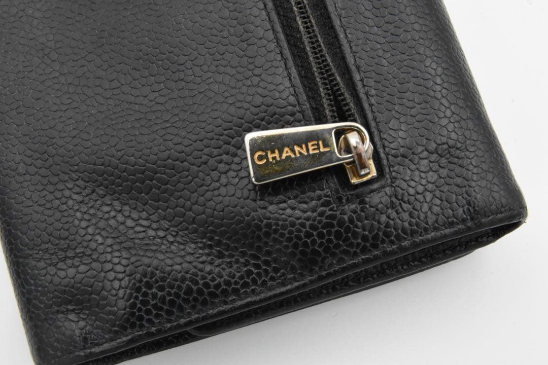 CHANEL ブラックレザー 三つ折り財布　キャビアスキンココマーク