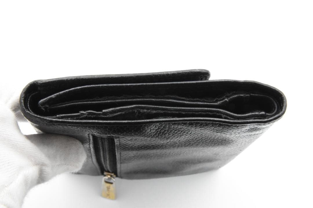 CHANEL ブラックレザー 三つ折り財布　キャビアスキンココマーク