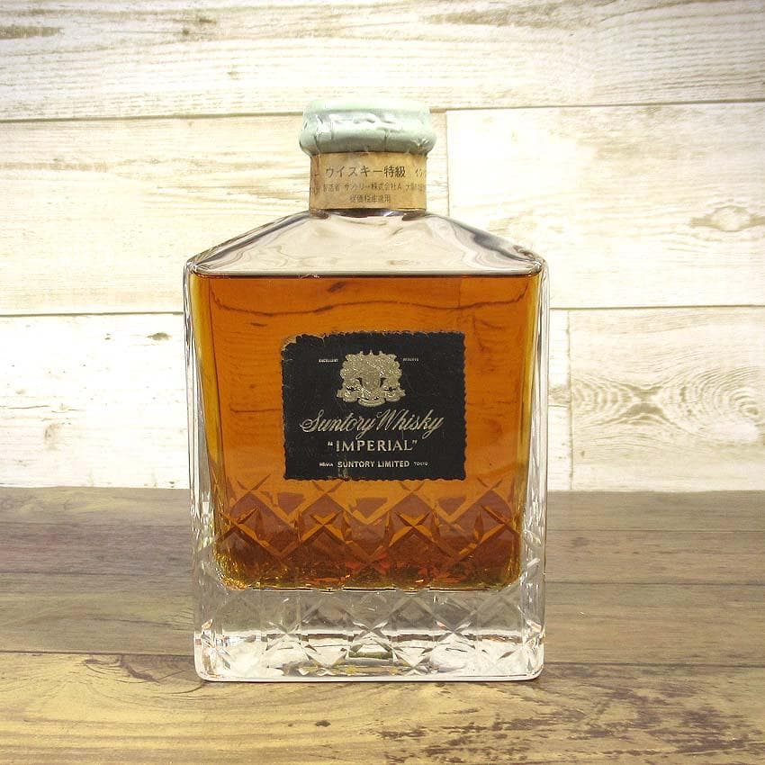 【q-122s/kｍ】未開栓　サントリー　ウイスキー　インペリアル　600ml