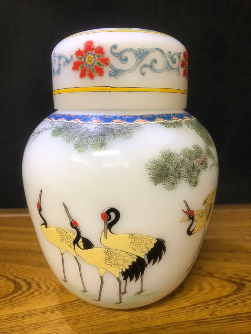 中国有名ブランド　古月軒の、 乾隆ガラス蓋物