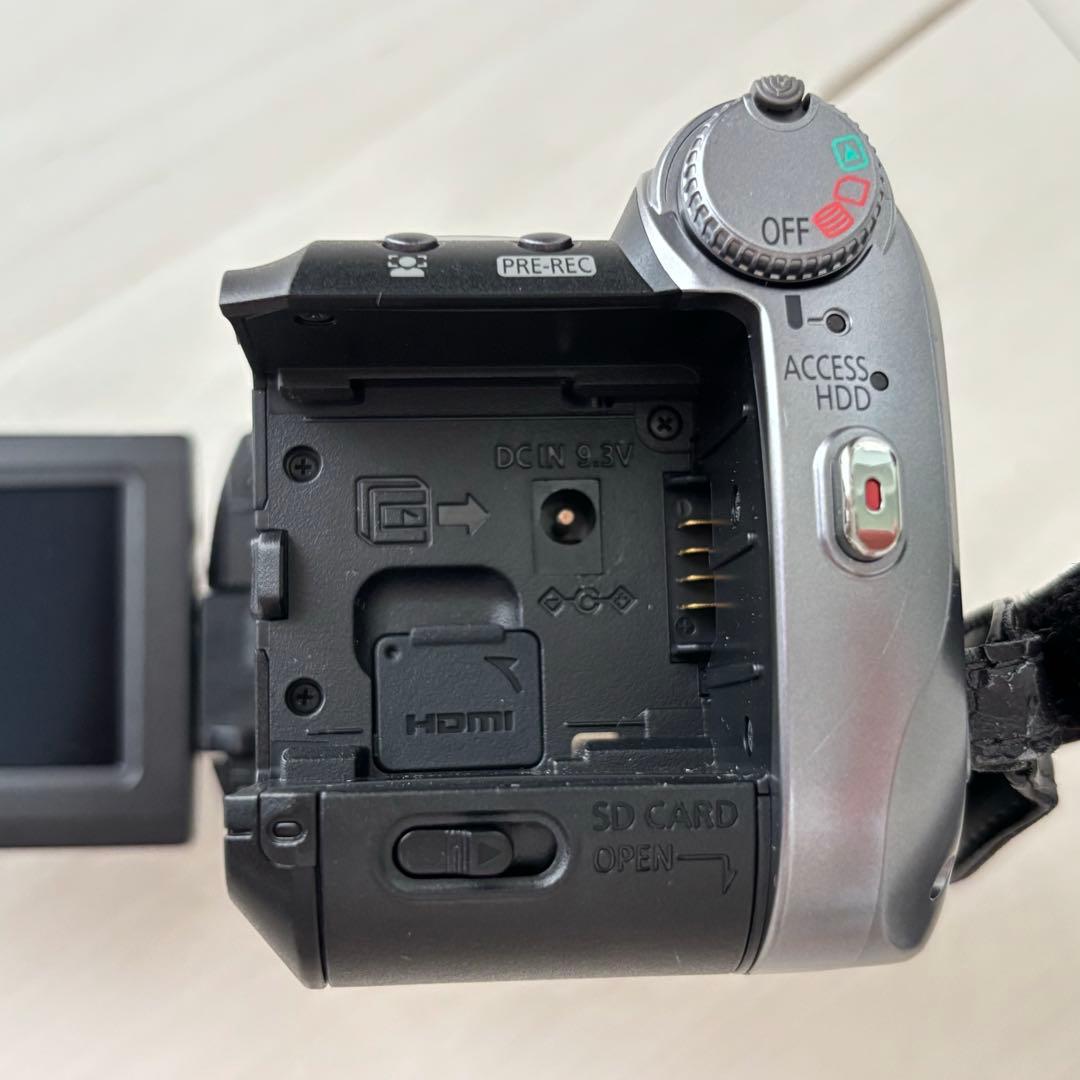 美品　Panasonic デジタルフルハイビジョンビデオカメラ HDC-HS9