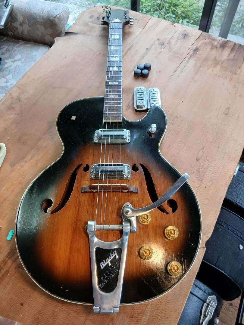 エレキギター サンバースト ハムバッカー