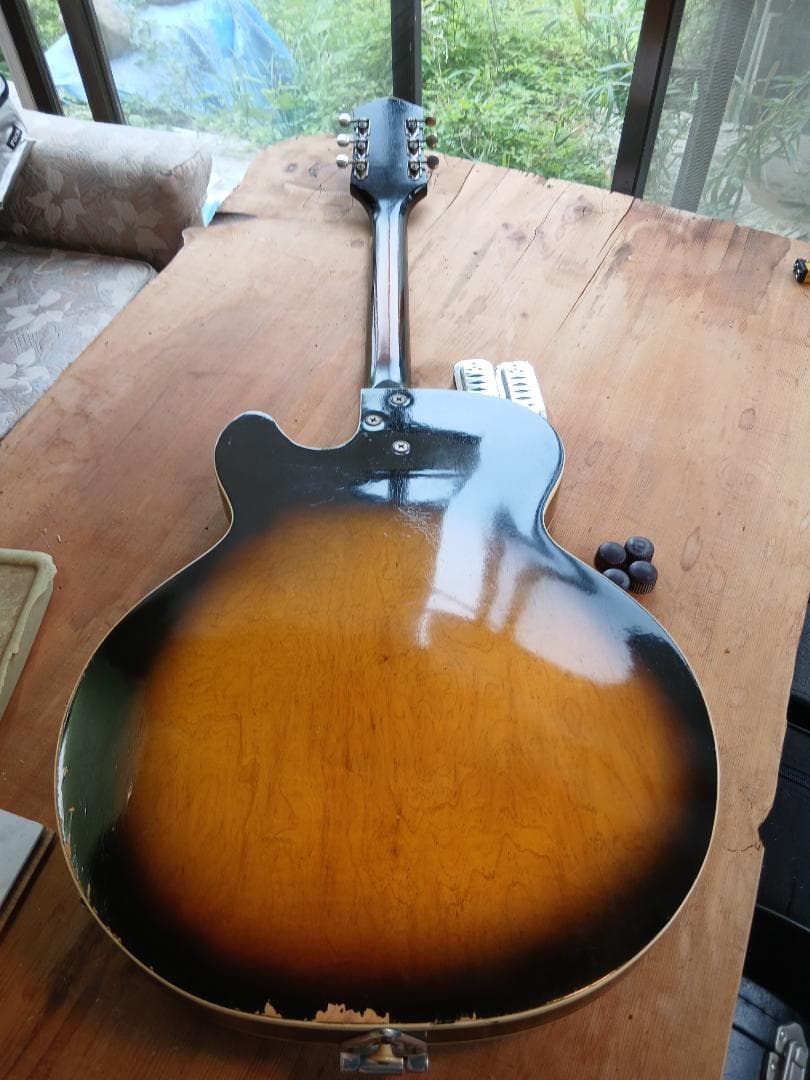 エレキギター サンバースト ハムバッカー