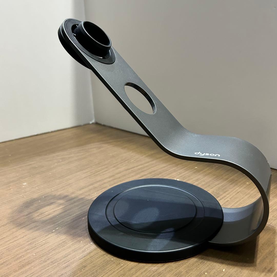 人気ブラック　動作良好　メンテ済み　ダイソン　dyson HD03 スタンド付