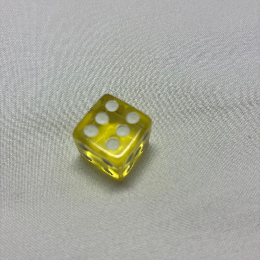 イエローサイコロ