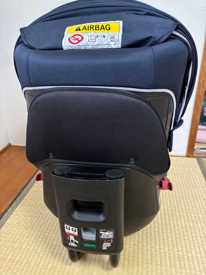 エールベベ クルット 4Sグランス 新生児 回転式 シートベルト