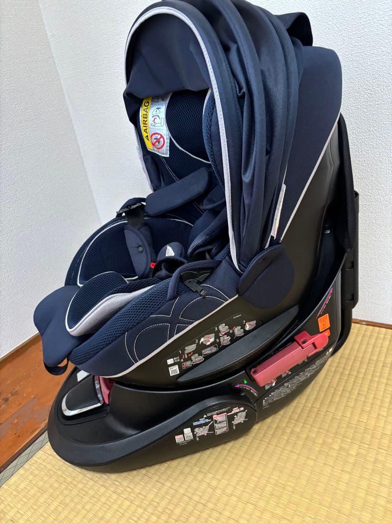 エールベベ クルット 4Sグランス 新生児 回転式 シートベルト