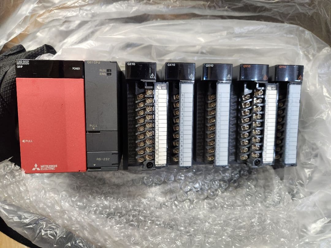 三菱　シーケンサー　PLC